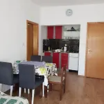 And With Parking Space - Murter - 5082 Guest house Jezera