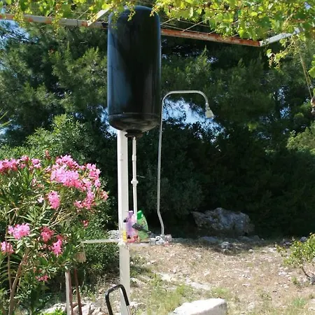 And With Parking Space Jezera, Murter - 5082 Gostinjska kuća 3*