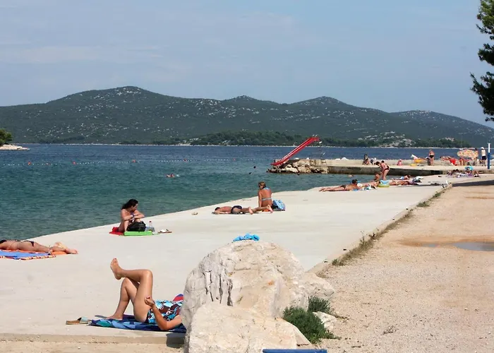 Maison d'hôtes And With Parking Space Jezera, Murter - 5082 3*